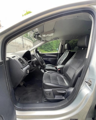 Volkswagen Sharan cena 49900 przebieg: 181808, rok produkcji 2011 z Nysa małe 781